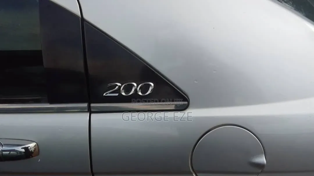 Chrysler 200 2012 Silver