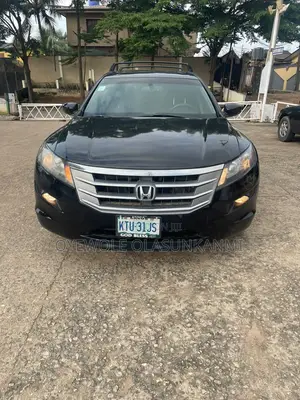 Honda Crosstour 2010 Black