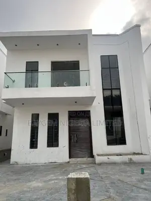 4bdrm Duplex in Sangotedo for sale