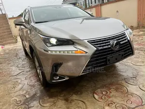 Lexus NX 2018 Silver