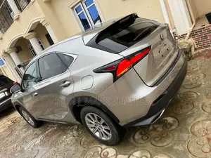 Lexus NX 2018 Silver