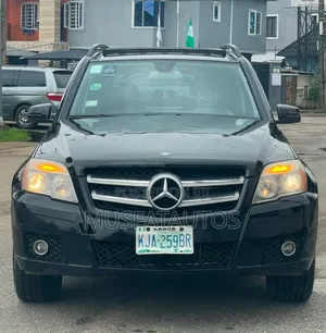 Mercedes-Benz GLK-Class 2010 Black
