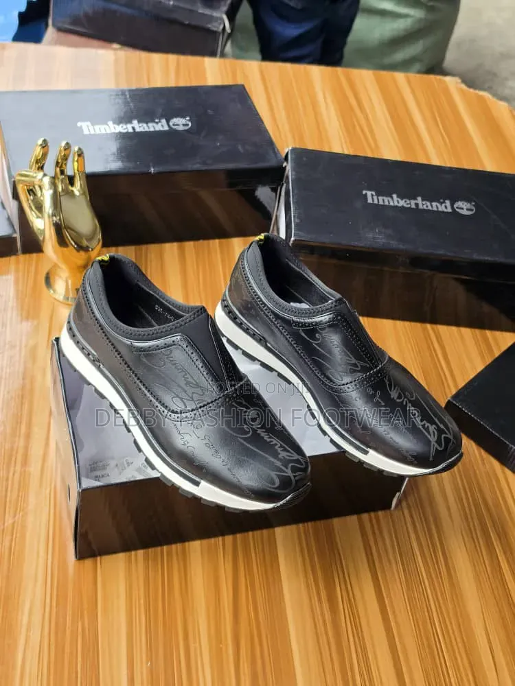 Elegant Yet Versatile — Perfect for Both Casual Outings
