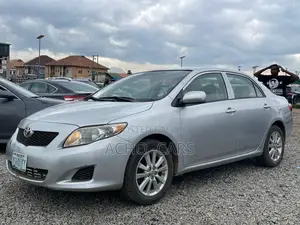 Toyota Corolla 2010 Silver