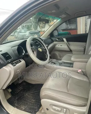 Toyota Highlander 2009 Gray