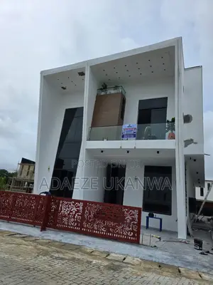 5bdrm Duplex in Discovery Estate, for sale