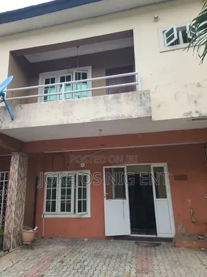 3bdrm Townhouse/Terrace in Lekki Garden Phase 4 for sale