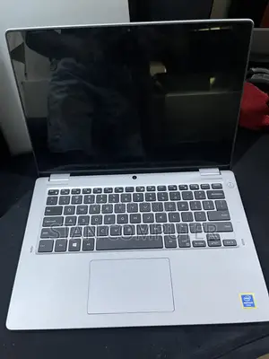 Laptop Dell Latitude 3310 2-in-1 8GB Intel Core i5 SSD 256GB