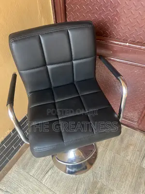 Studio Chair