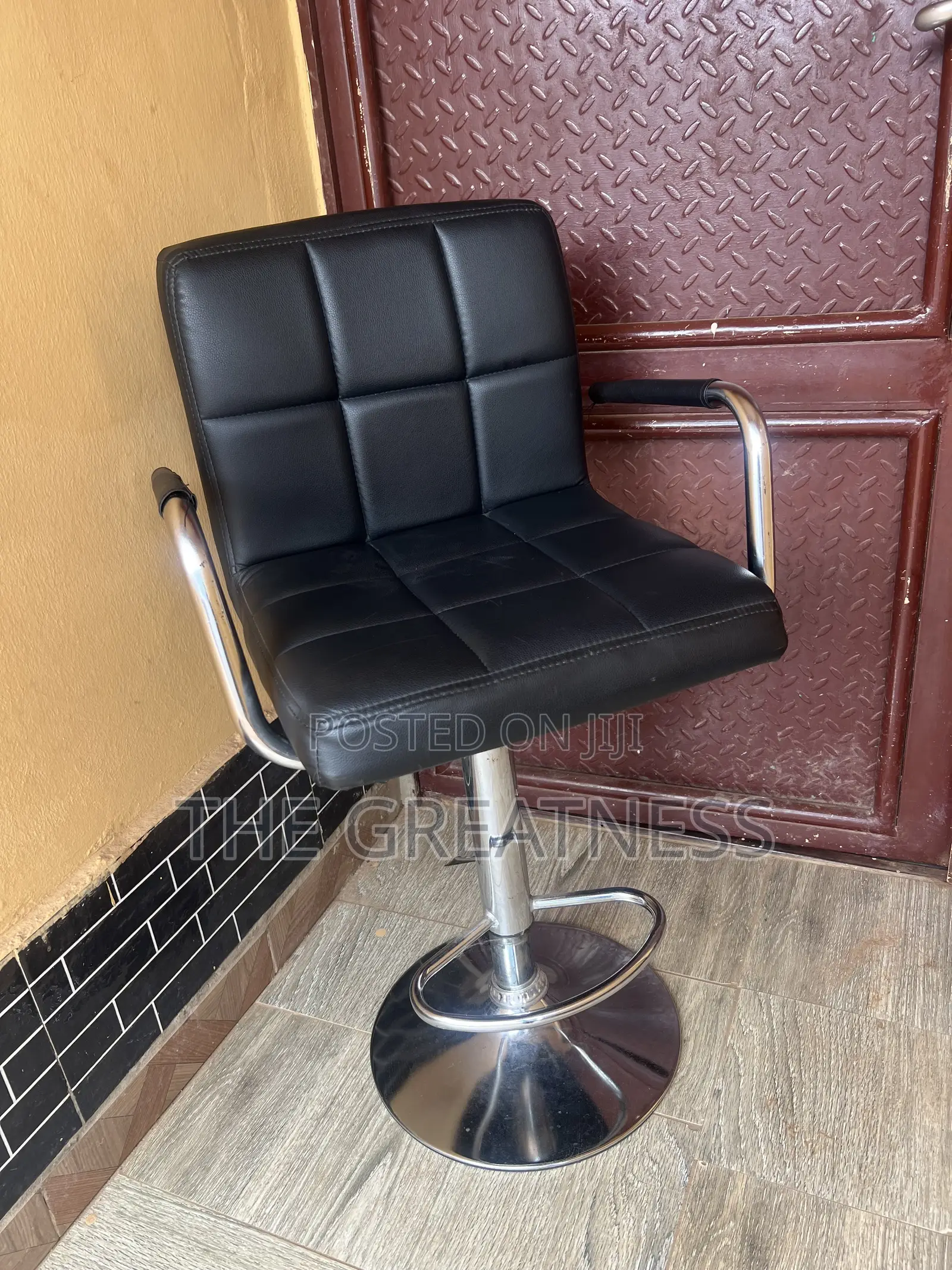 Studio Chair