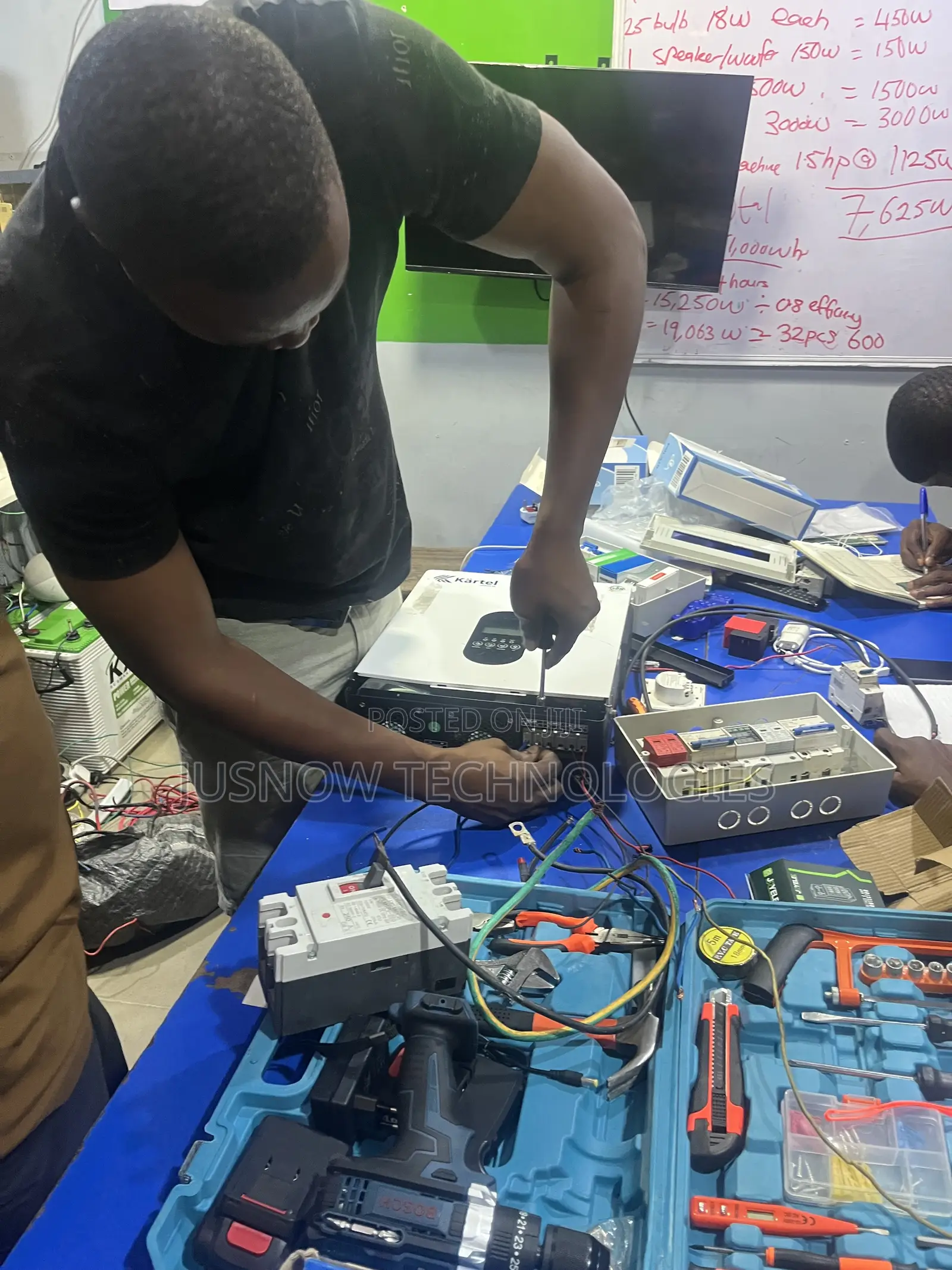 Solar Installation Training – Become a Professional Solar Engineer