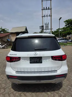 Mercedes-Benz GLB-Class GLB 250 4MATIC 2020 White
