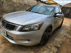 Honda Accord 2009 Silver