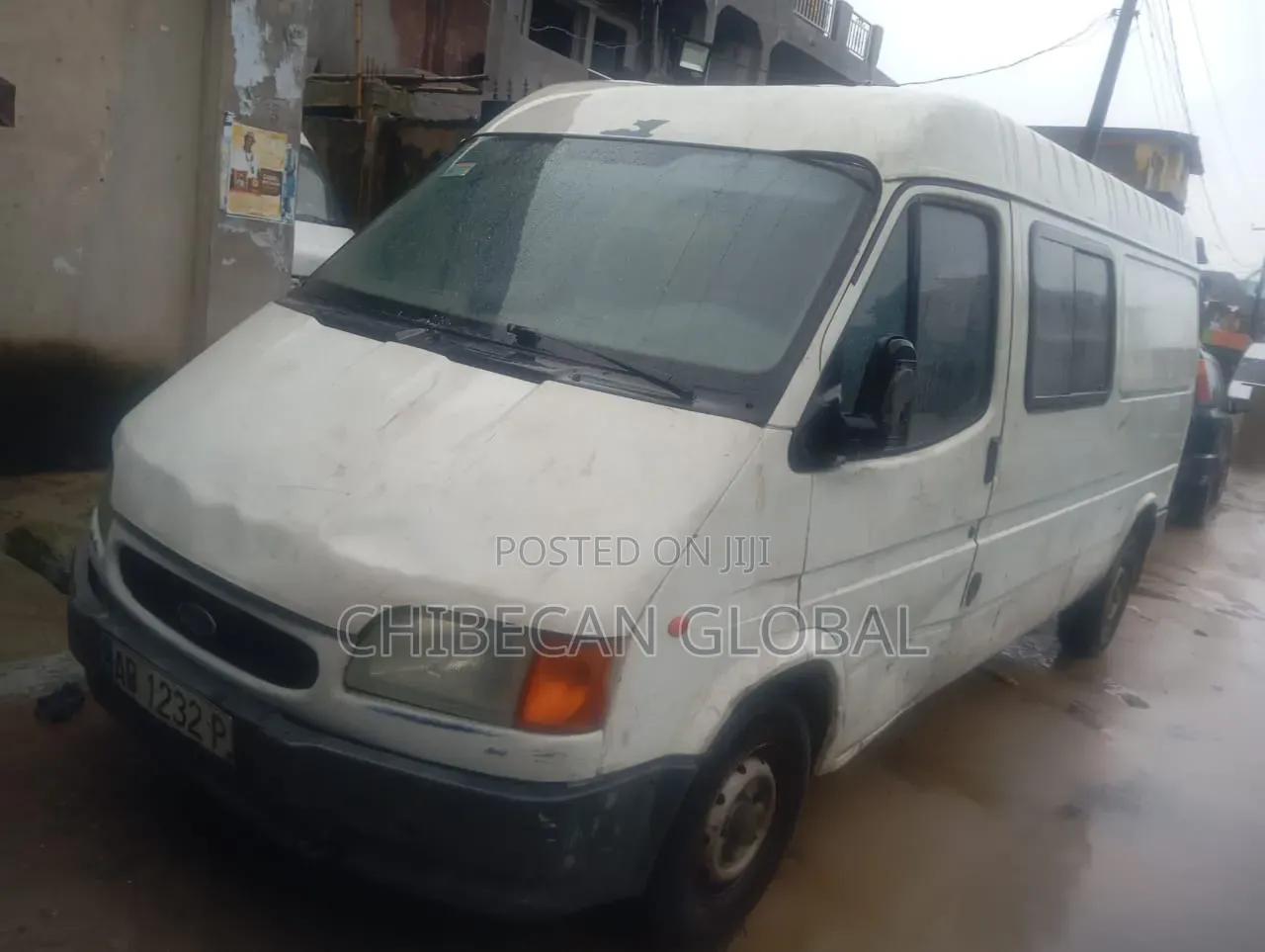 Ford Transit 2000 White