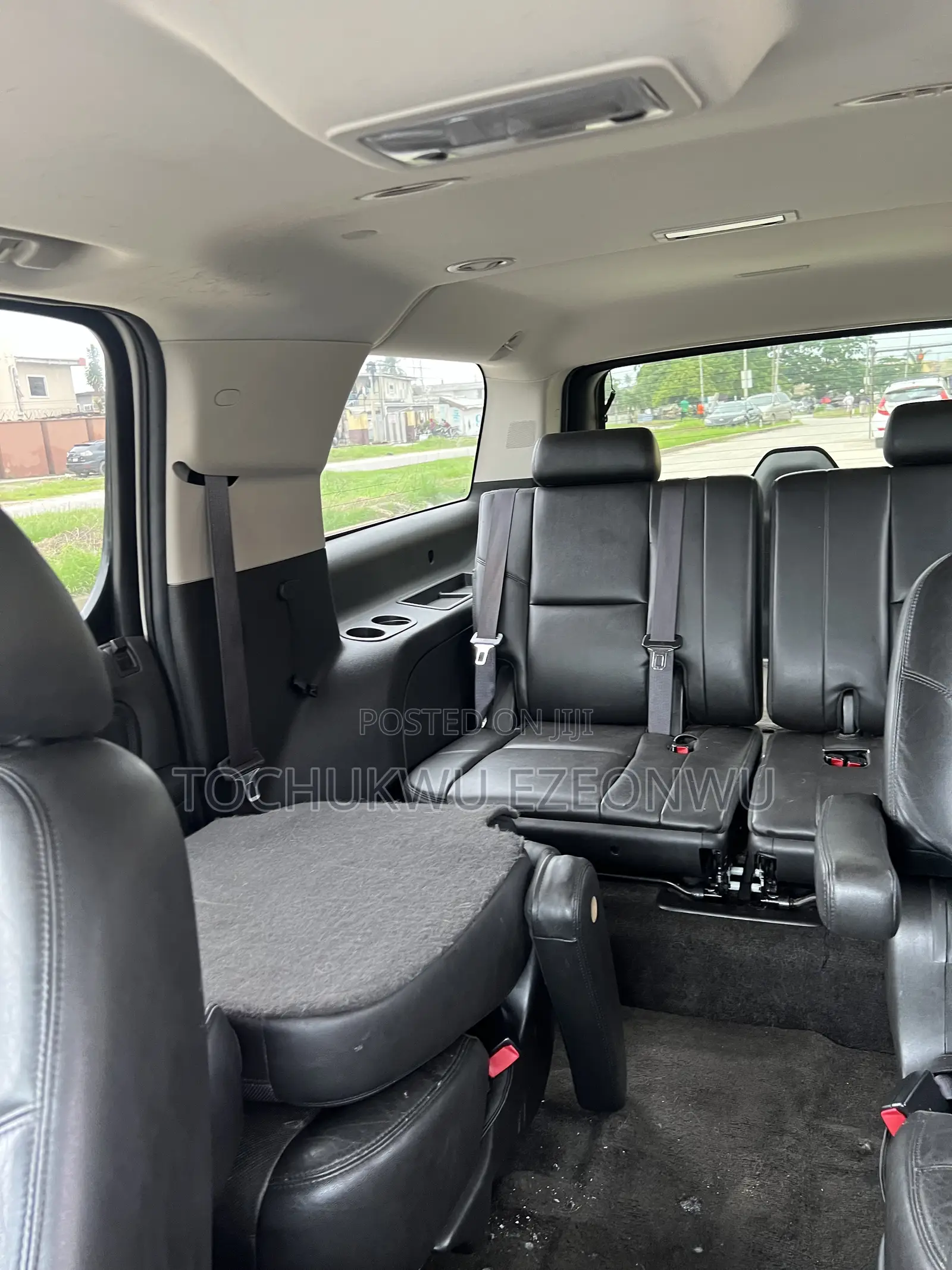 Cadillac Escalade ESV 2012 White