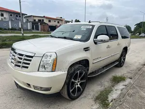 Cadillac Escalade ESV 2012 White