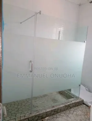 Clear Space Shower
