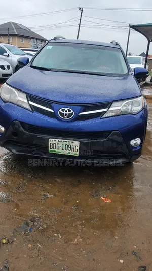 Toyota RAV4 2015 Blue