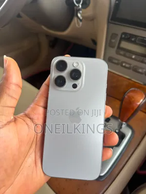 Apple iPhone 16 Pro 256 GB Silver