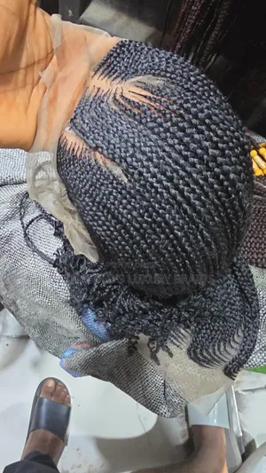 77 Ghana Weavon With Curls, 12 Inches