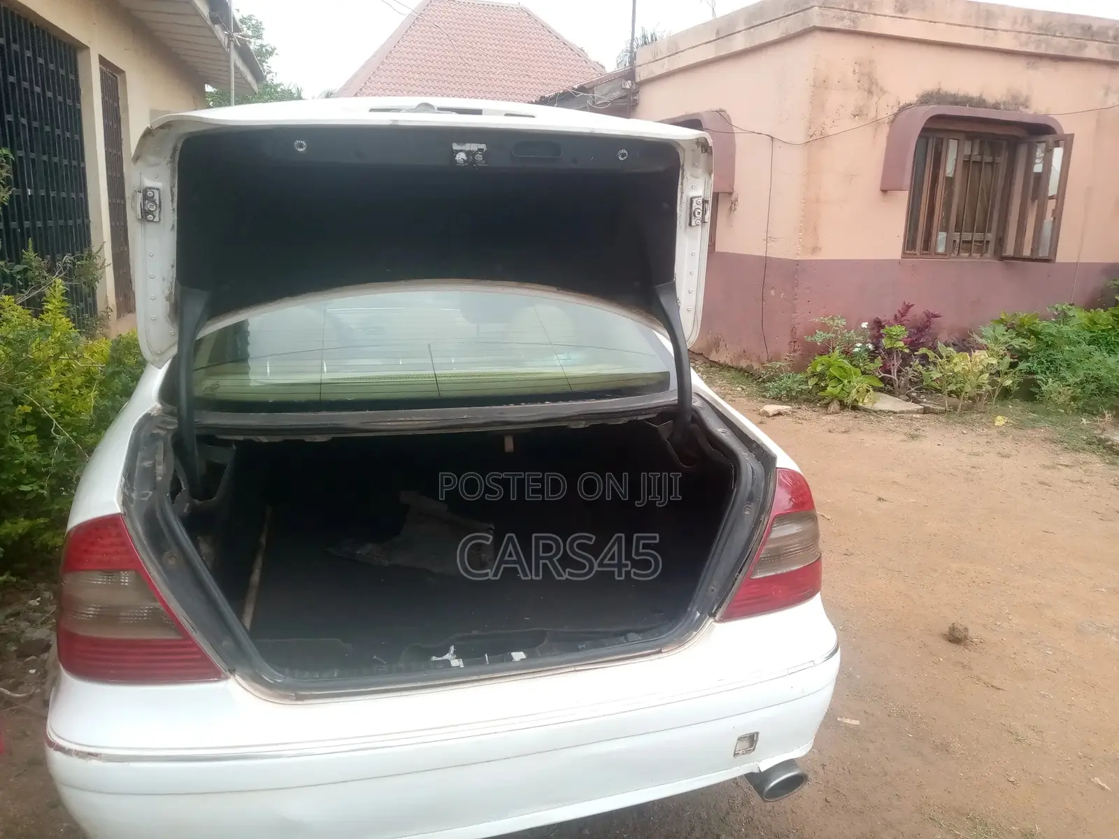 Mercedes-Benz E350 2007 White