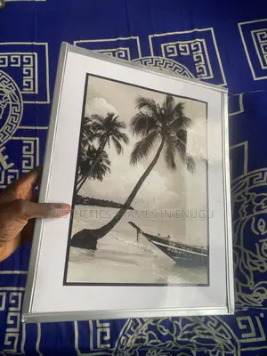 Luxury Photo Frames Wall Art