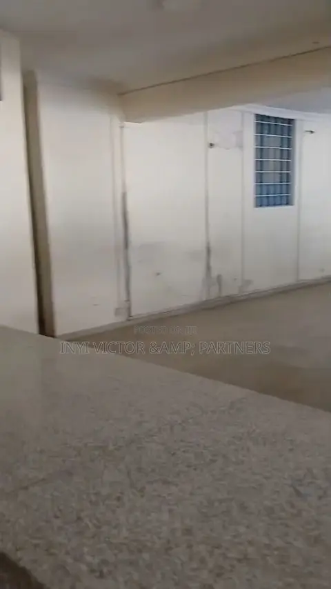 Banking Hall for Lease