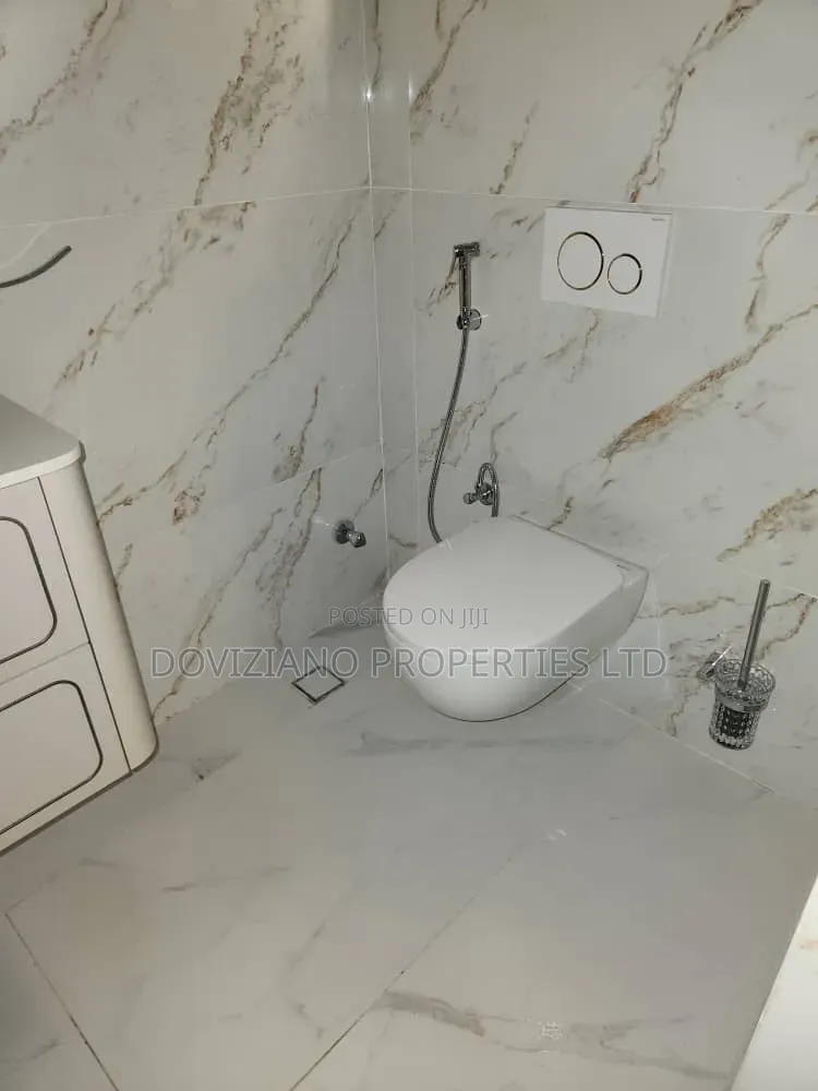 5bdrm Duplex in Ikeja GRA for rent