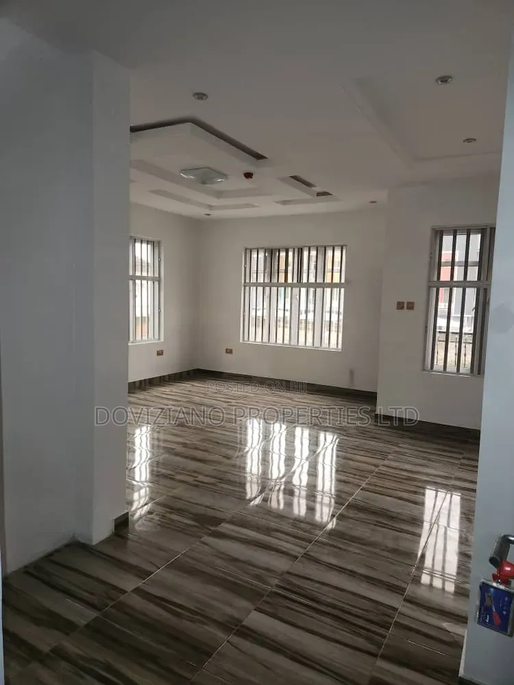 5bdrm Duplex in Ikeja GRA for rent