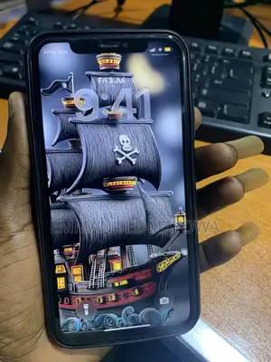 New Apple iPhone 11 64 GB Black
