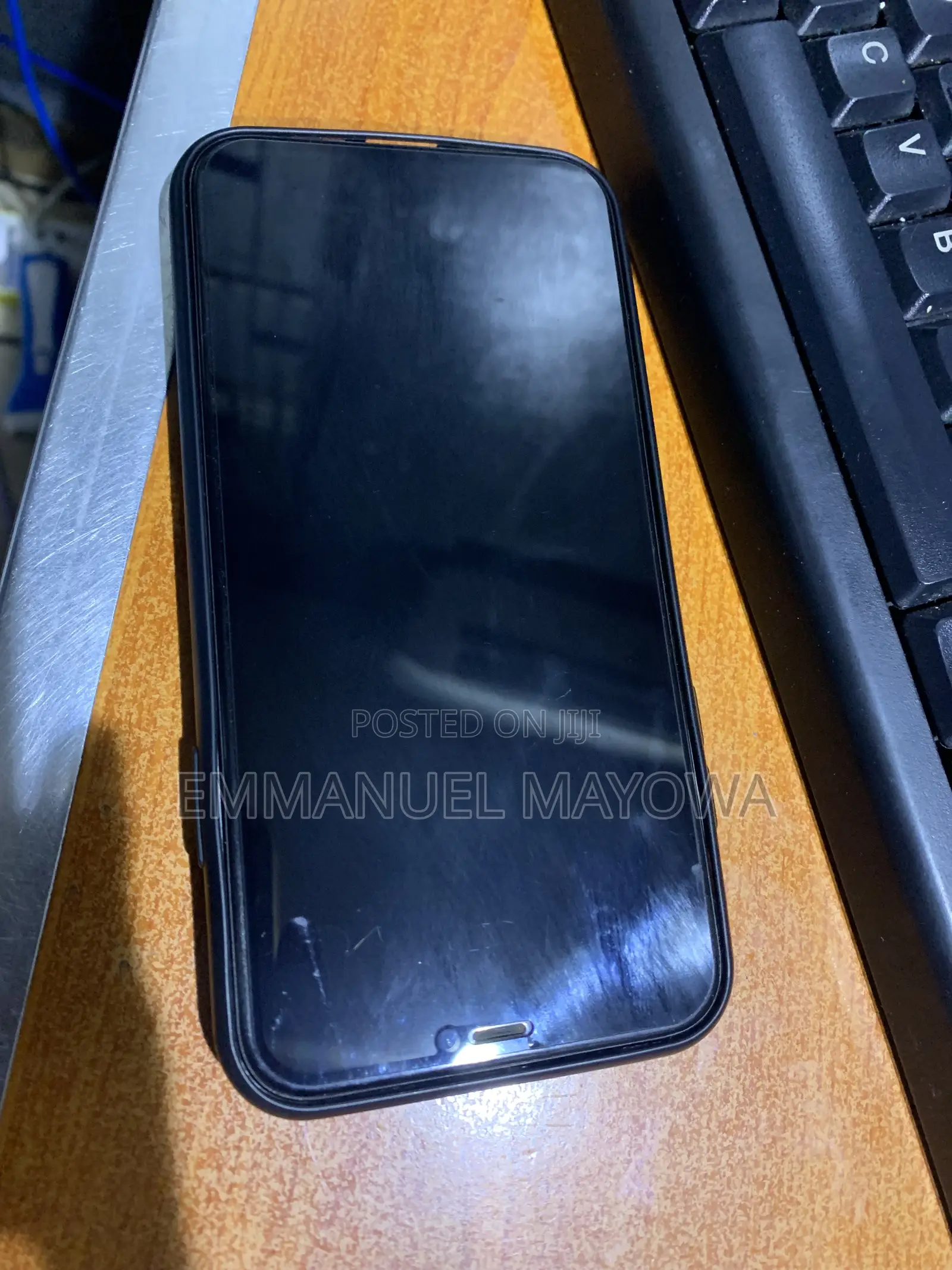 New Apple iPhone 11 64 GB Black