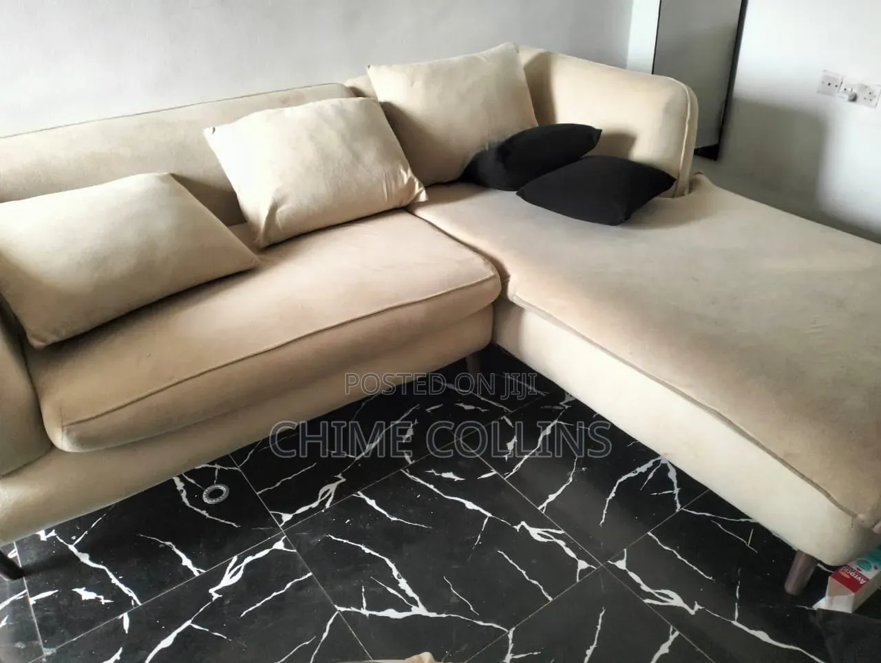 Sofa (Parlour Chair)