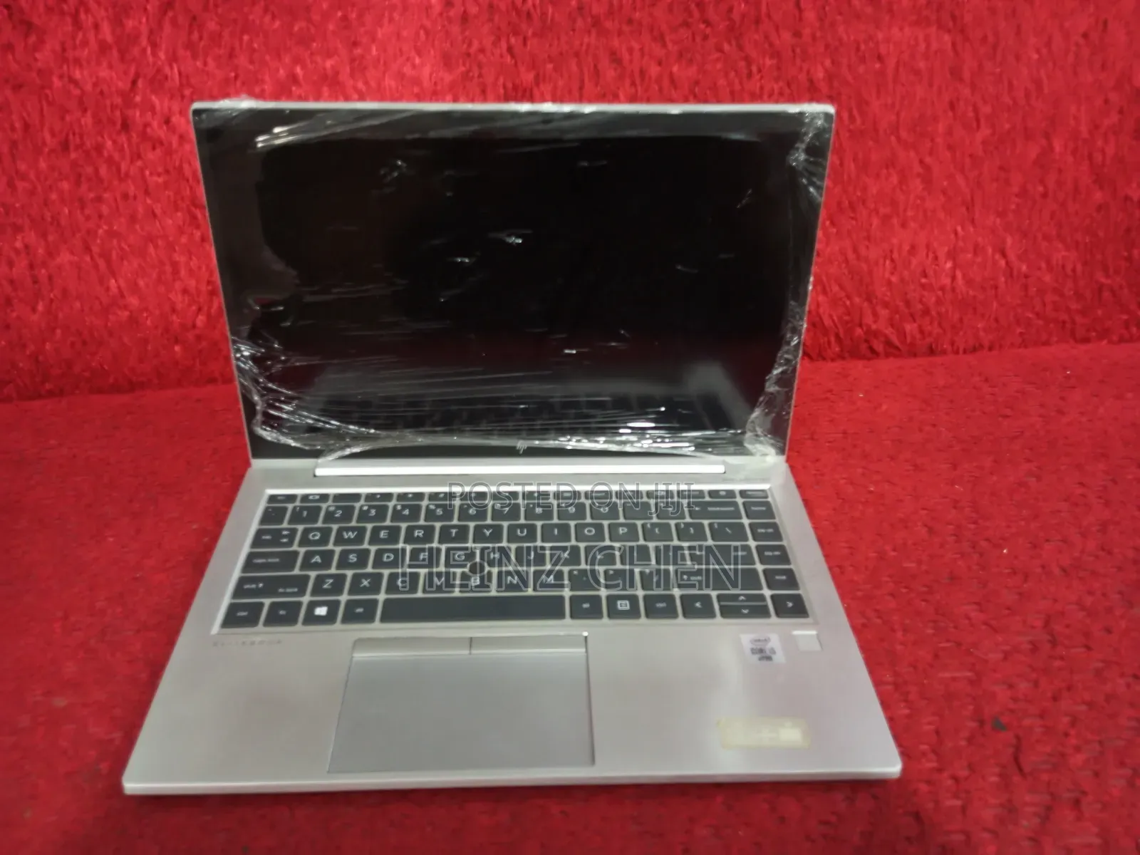 Laptop 8GB HDD+SSD 256GB