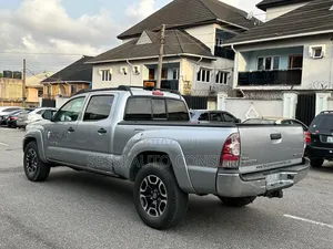 Toyota Tacoma 4dr Double Cab 2016 Silver