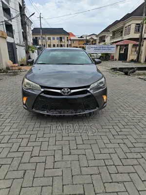 Toyota Camry SE 4dr Sedan (2.5L 4cyl 6A) 2016 Gray