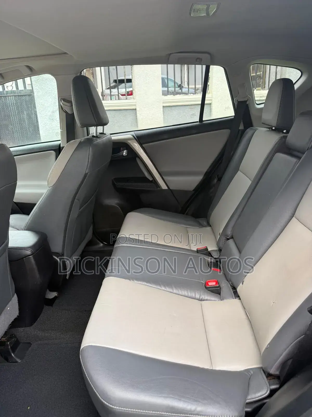 Toyota RAV4 2015 Gray