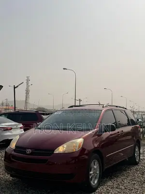 Toyota Sienna LE AWD 2005 Red