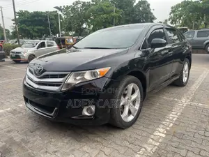 Toyota Venza XLE 2010 Black