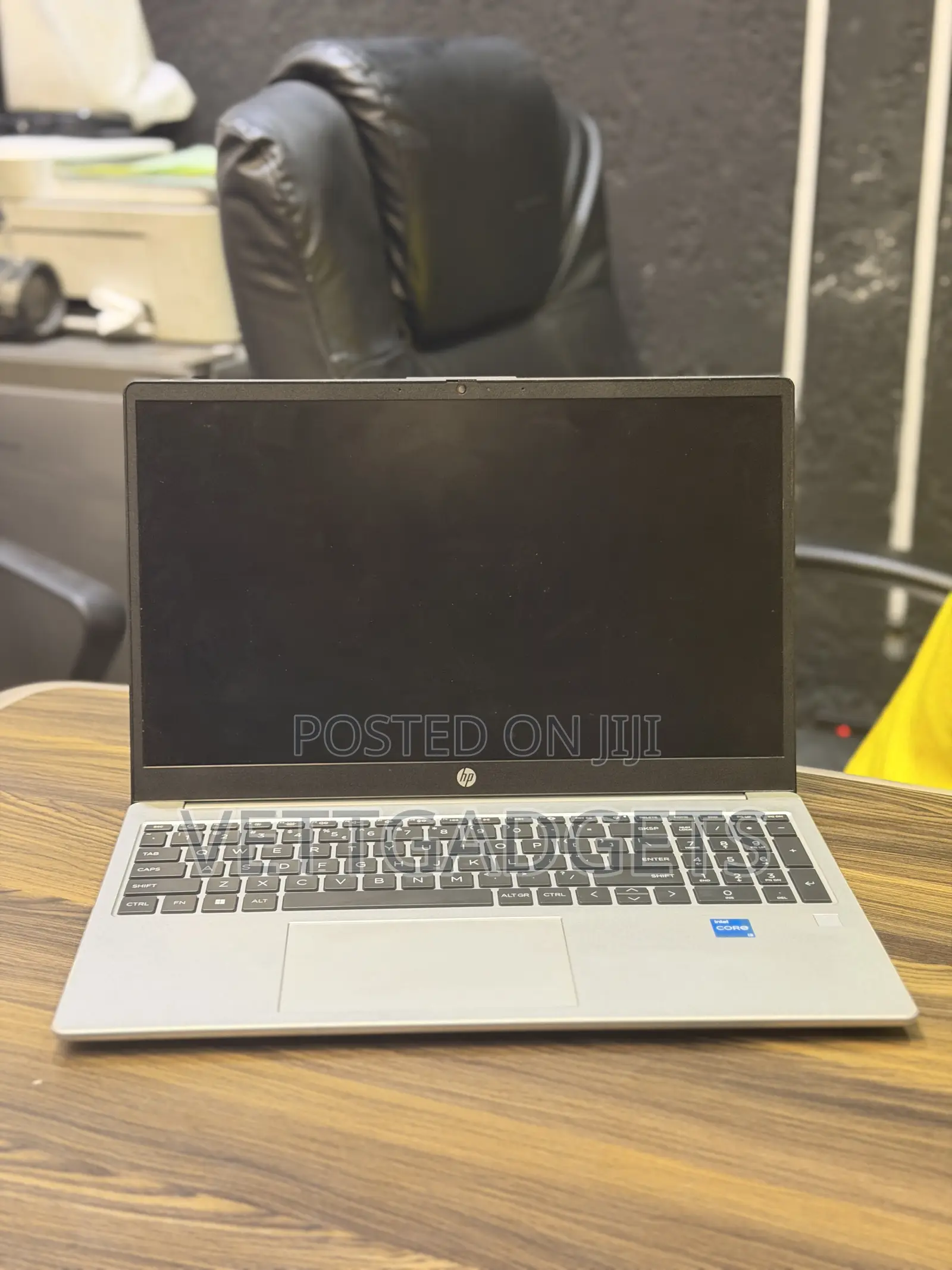 Laptop HP 250 G10 8GB Intel Core i3 SSD 512GB