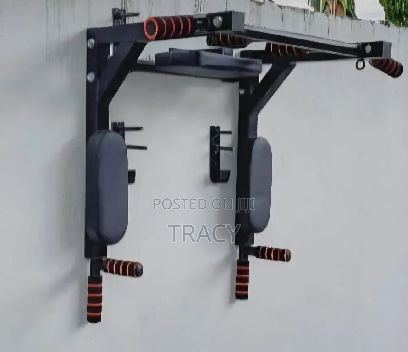 Pull Up Bar