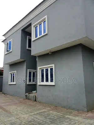 3bdrm Block of Flats in Orisunbare for rent