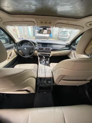 BMW 525i 2012 Gold