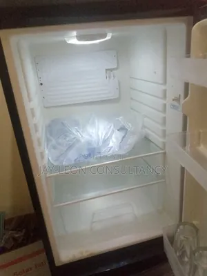 177liters Standing Fridge for Sale