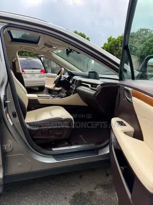 Lexus RX 350 AWD 2018 Gold
