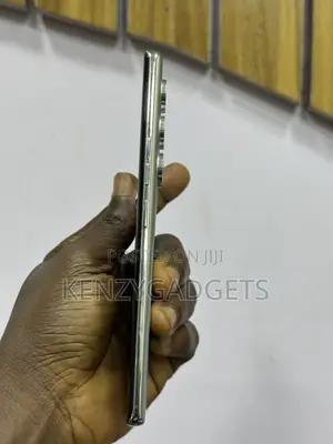 Tecno Camon 40 Pro 5G 256 GB Green