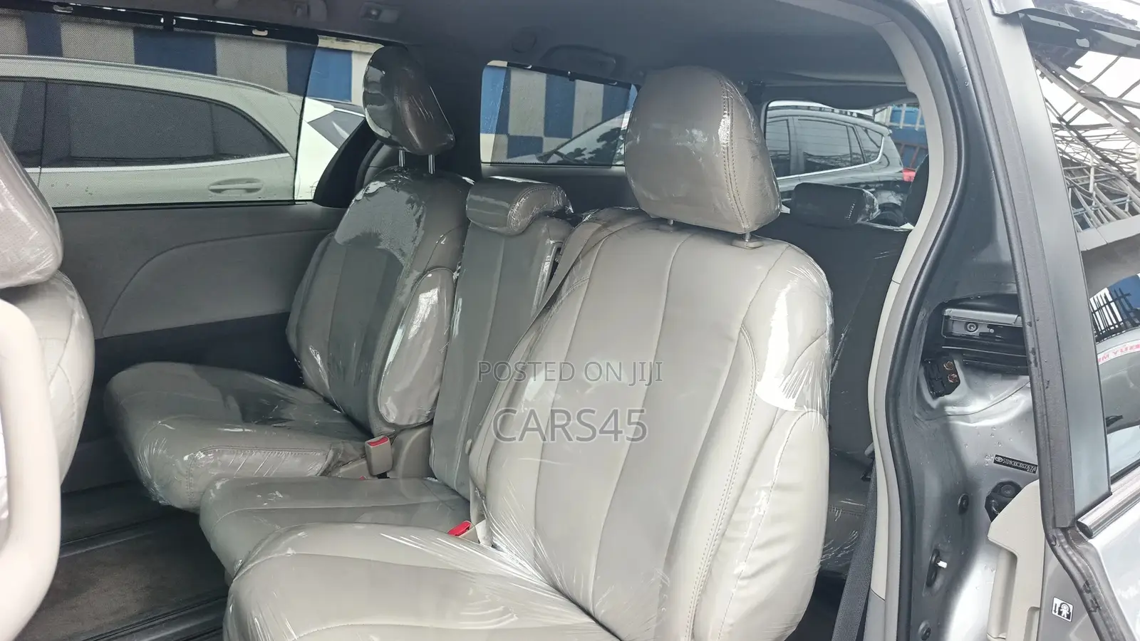 Toyota Sienna 2013 Gray