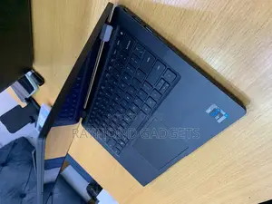 Laptop Dell Latitude 7420 16GB Intel Core i7 SSD 512GB