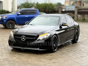 Mercedes-Benz C400 2016 Black