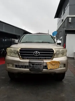 Toyota Land Cruiser 2009 Gold