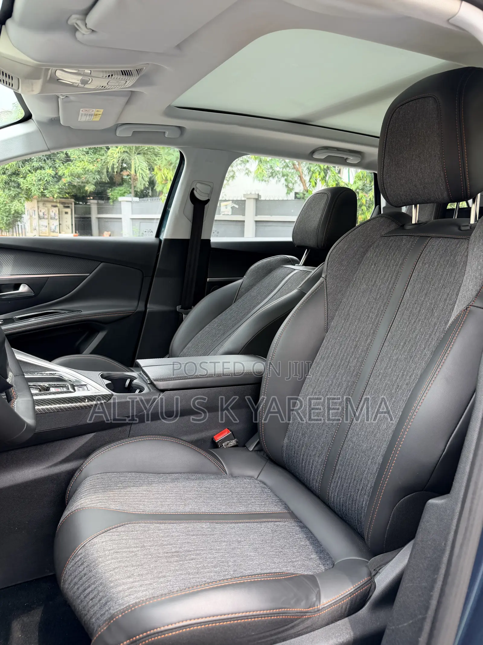 Peugeot 5008 2018 Green